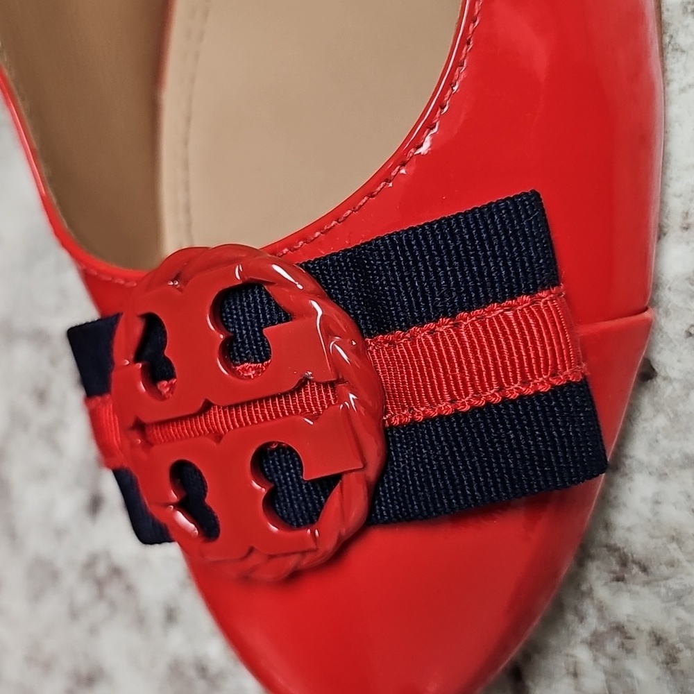 Chic Red Designer Women's Heels - Picture 6 of 12